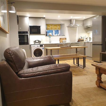No8 3 Bed Cottage Winter Deals Offered 3 Nights Or More Nov-Mar Backbarrow Habitación foto