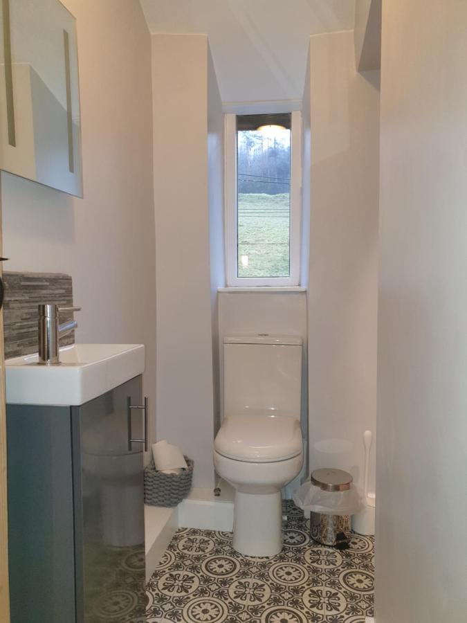 No8 3 Bed Cottage Winter Deals Offered 3 Nights Or More Nov-Mar Backbarrow Habitación foto